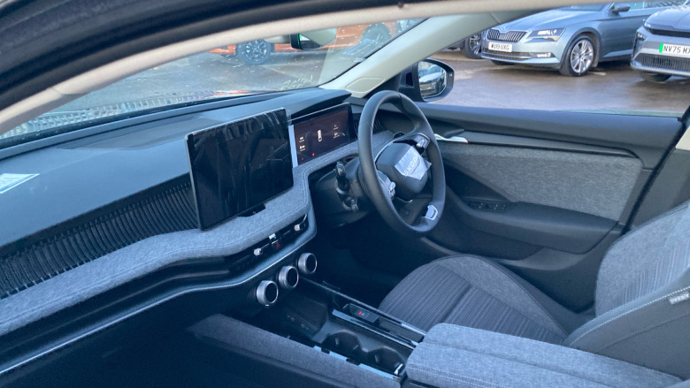 Skoda Superb 1.5 TSI iV SE Technology DSG 5dr Estate